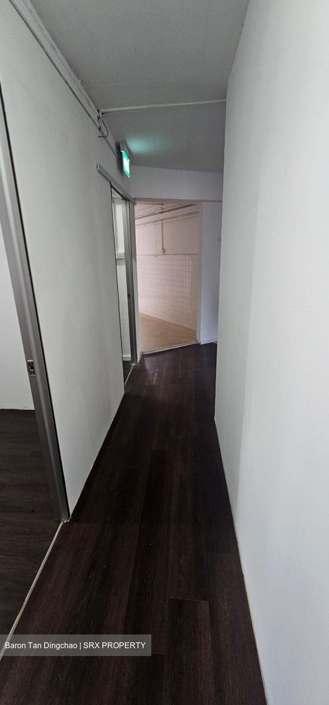 Hougang Avenue 1 (D19), Office #614327991